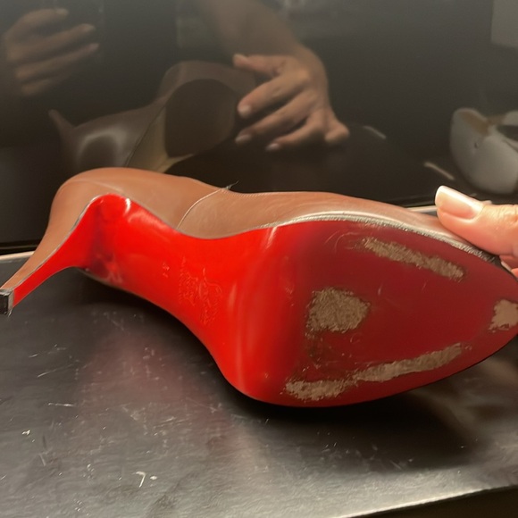 Christian Louboutin platform peep toe pumps, chocolate leather - Picture 5 of 7